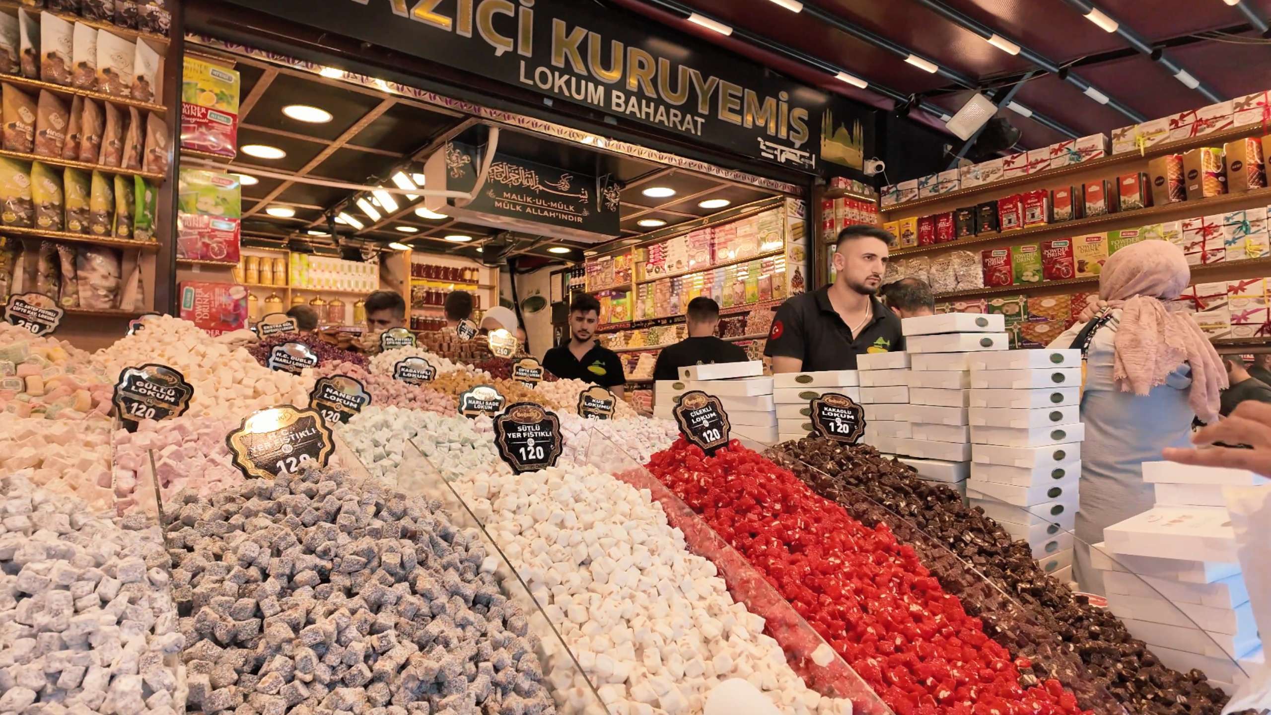 Piles of Turkish delight in a range of colors and flavors.